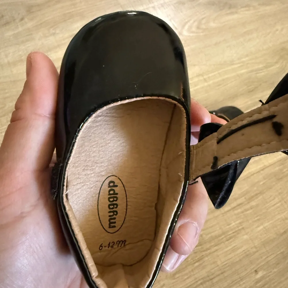 Black Patent Bow Baby Dress Shoes | Size 6-12M